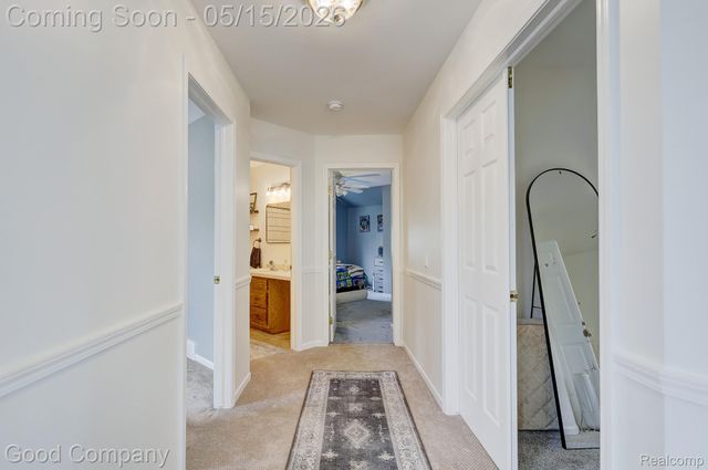 2370 Lansbury Drive, Waterford Charter Township, MI 48329