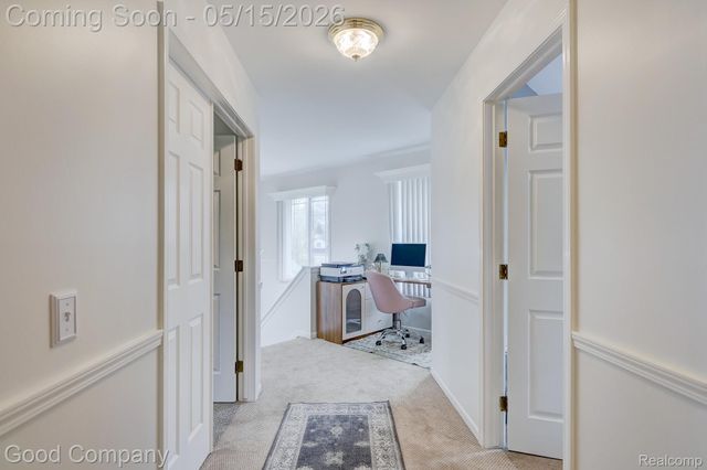 2370 Lansbury Drive, Waterford Charter Township, MI 48329