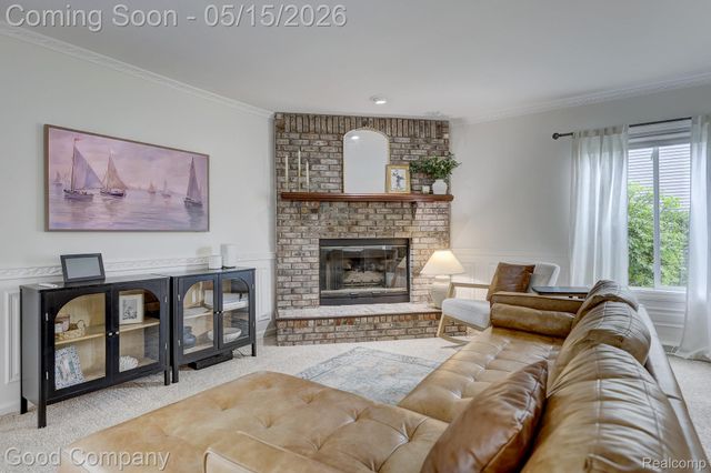 2370 Lansbury Drive, Waterford Charter Township, MI 48329