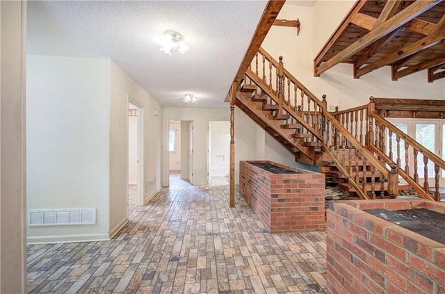 2316 Cross Creek Drive SW, Powder Springs, GA 30127