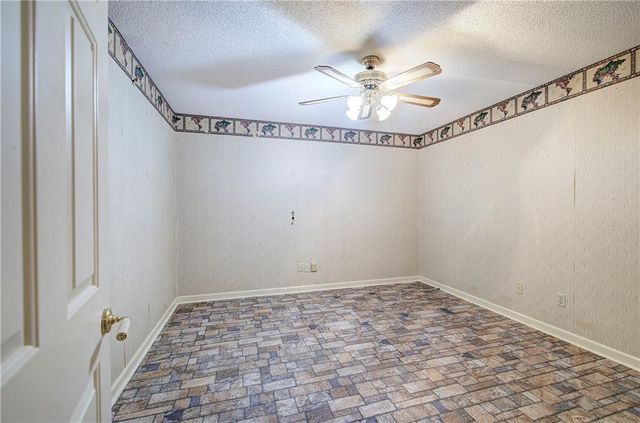 2316 Cross Creek Drive SW, Powder Springs, GA 30127