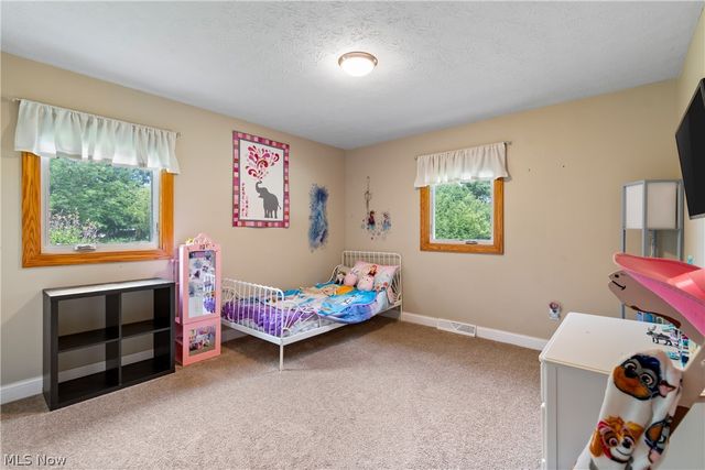 2206 Granger Road, Medina, OH 44256