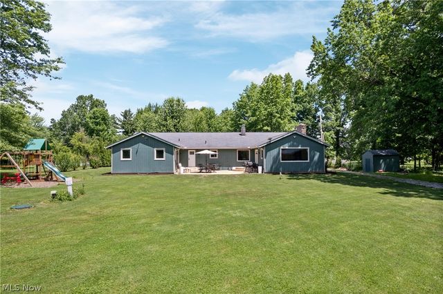 2206 Granger Road, Medina, OH 44256