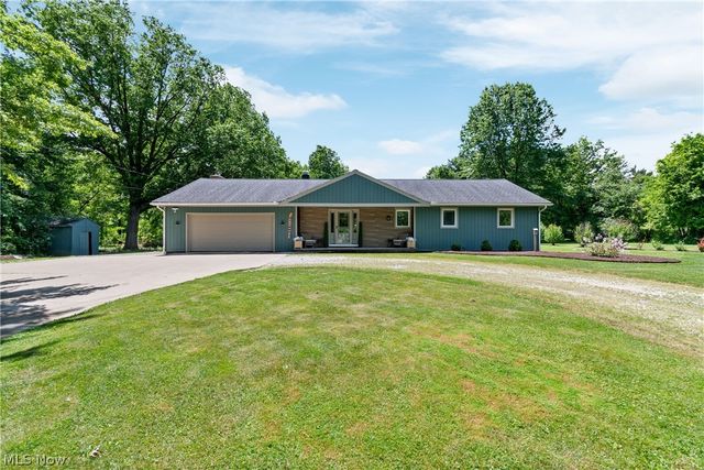 2206 Granger Road, Medina, OH 44256