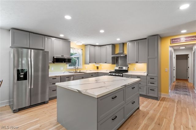 2206 Granger Road, Medina, OH 44256
