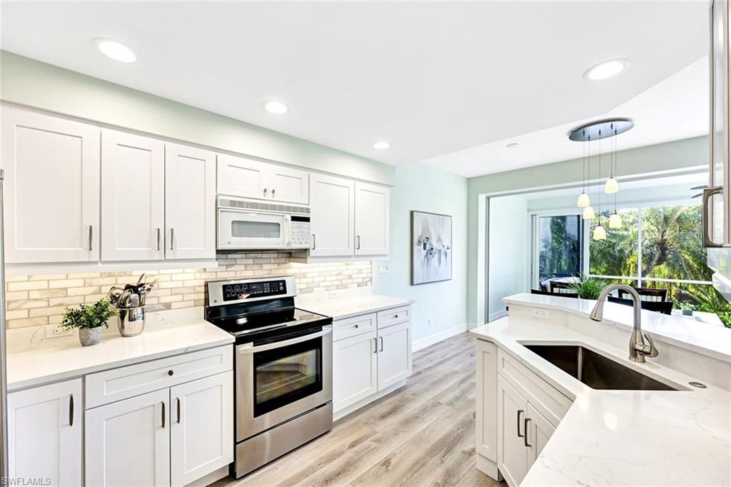 4441 Riverwatch DR 102, BONITA SPRINGS, FL 34134 — photo 4