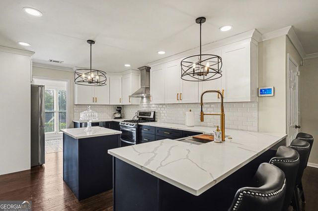 570 Morgan Court, Hampton, GA 30228