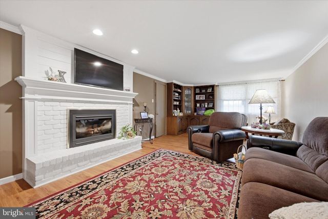 326 N FUNK RD, Boyertown, PA 19512