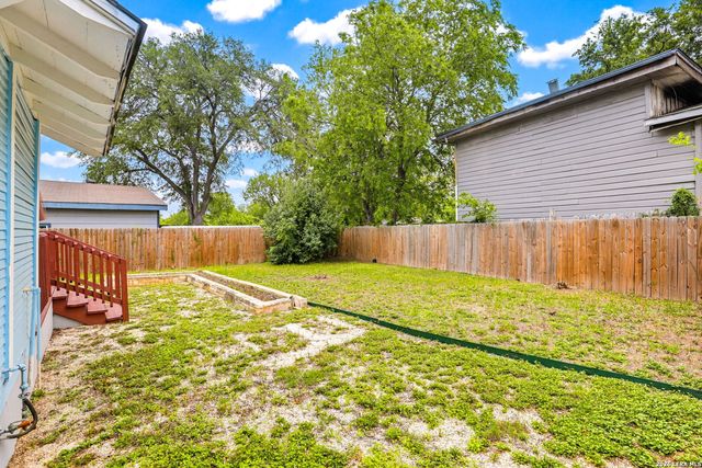 239 E Ligustrum, San Antonio, TX 78228