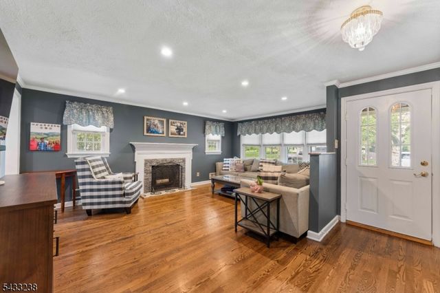 1262 Christine Cir, Scotch Plains Twp., NJ 07076