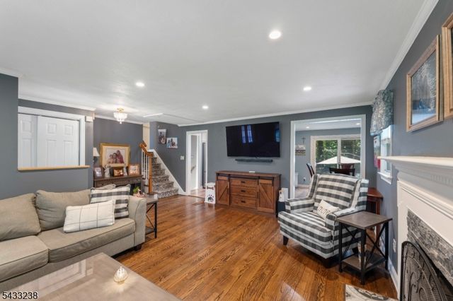 1262 Christine Cir, Scotch Plains Twp., NJ 07076
