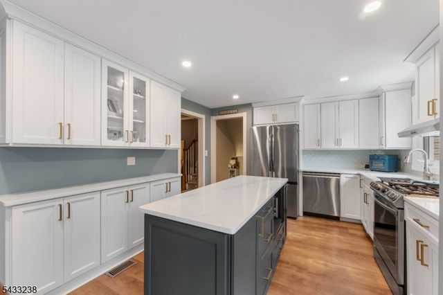 1262 Christine Cir, Scotch Plains Twp., NJ 07076