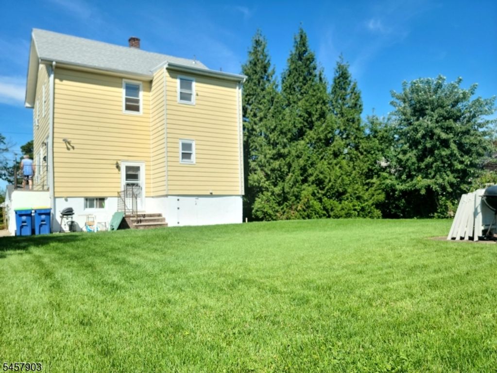 333 Harrison Ave, Manville Boro, NJ 08835 — photo 2