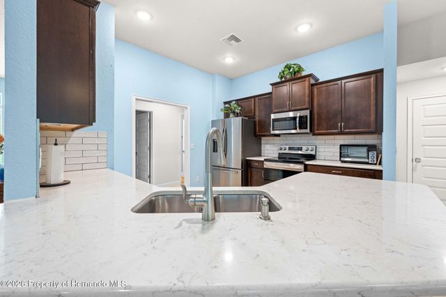 8 Dahlia Court, Homosassa, FL 34446