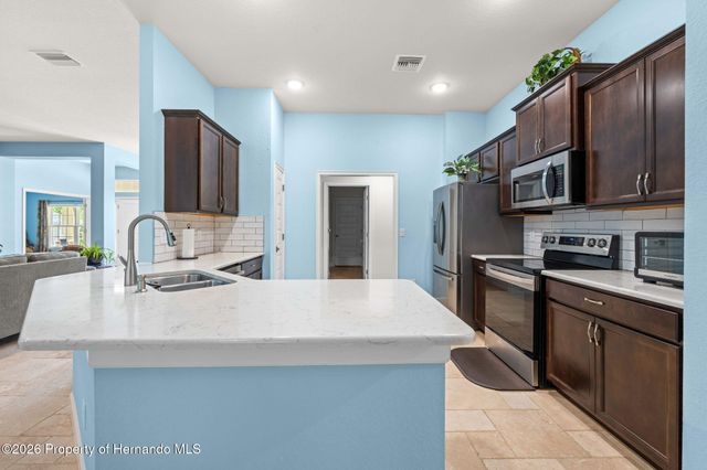 8 Dahlia Court, Homosassa, FL 34446