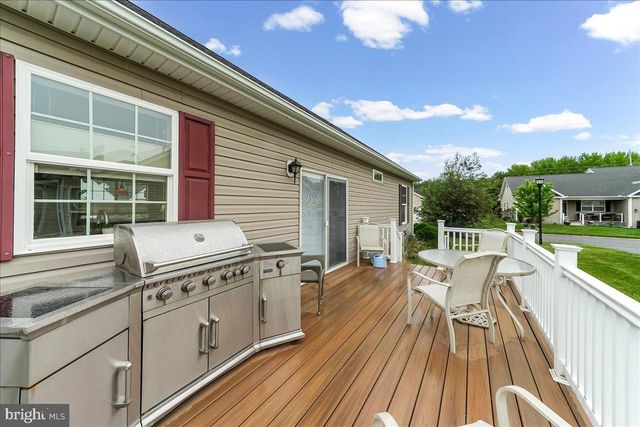 57 WINDING CARRIAGE LN, Dover, DE 19904