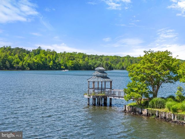 5036 CORSAIR TER, Mineral, VA 23117