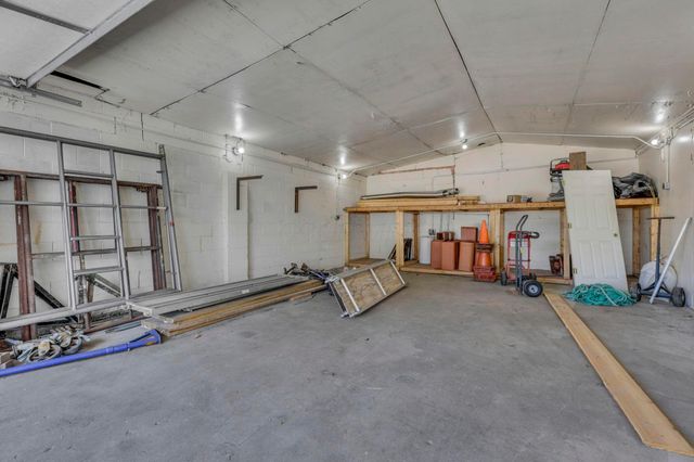 8140 High Street, Thurston, OH 43157