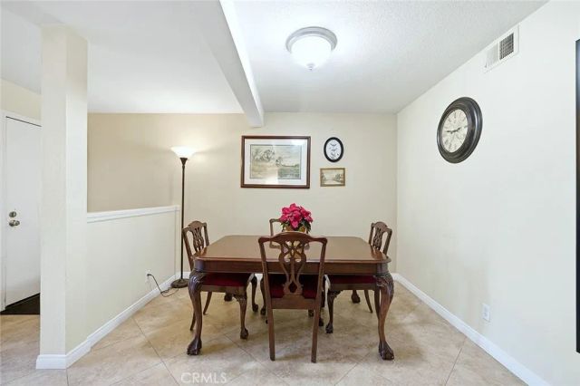 4852 Cabana Dr 104, Huntington Beach, CA 92649