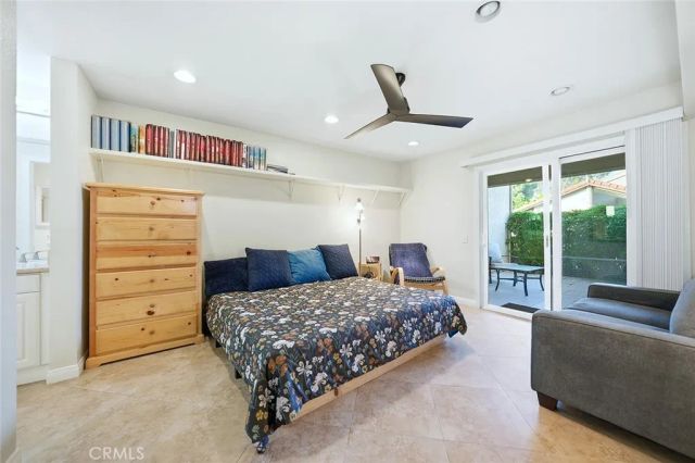 4852 Cabana Dr 104, Huntington Beach, CA 92649