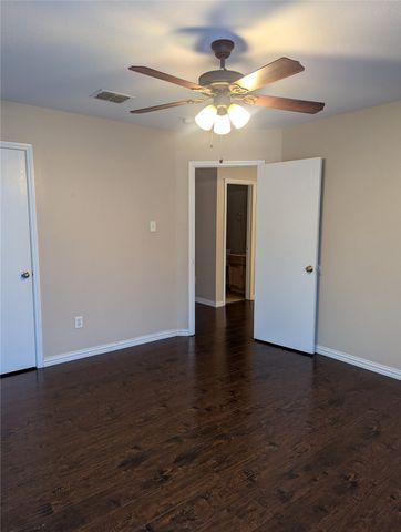 8820 Wagon Trail, Cross Roads, TX 76227