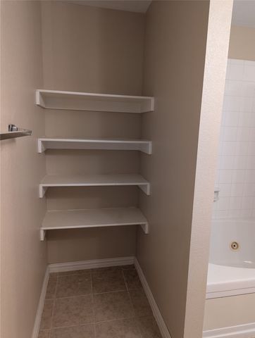 8820 Wagon Trail, Cross Roads, TX 76227