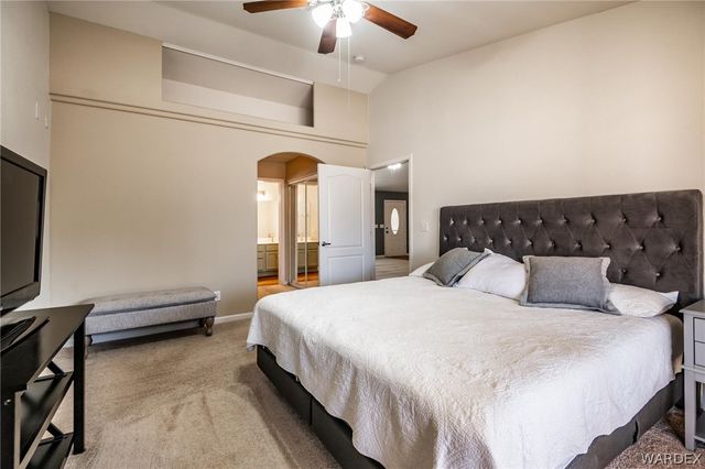 3902 E Nicole Avenue, Kingman, AZ 86409