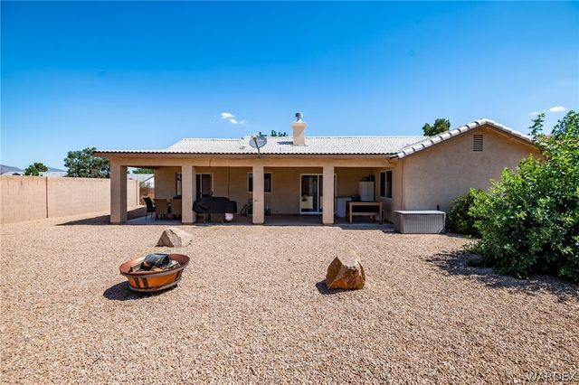 3902 E Nicole Avenue, Kingman, AZ 86409