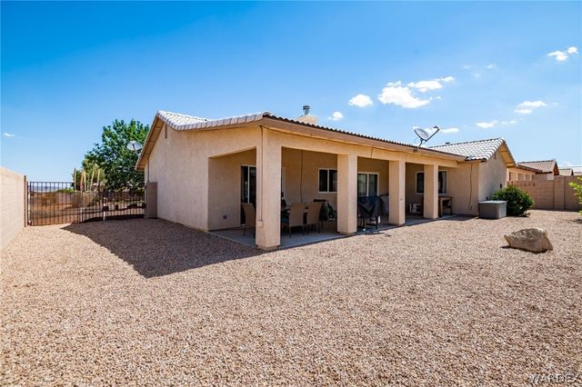 3902 E Nicole Avenue, Kingman, AZ 86409
