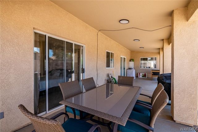 3902 E Nicole Avenue, Kingman, AZ 86409