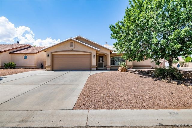 3902 E Nicole Avenue, Kingman, AZ 86409