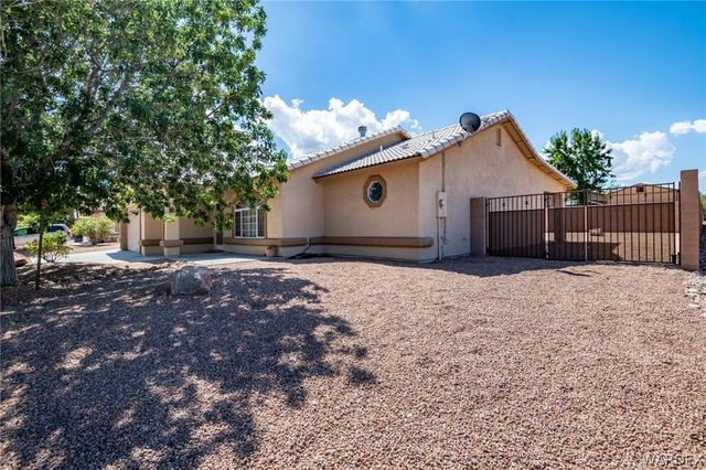 3902 E Nicole Avenue, Kingman, AZ 86409