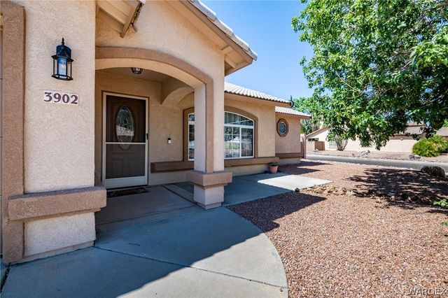 3902 E Nicole Avenue, Kingman, AZ 86409