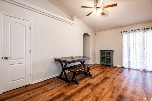 3902 E Nicole Avenue, Kingman, AZ 86409