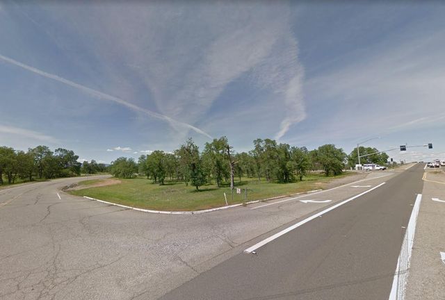 3485 Hartnell Avenue, Redding, CA 96002