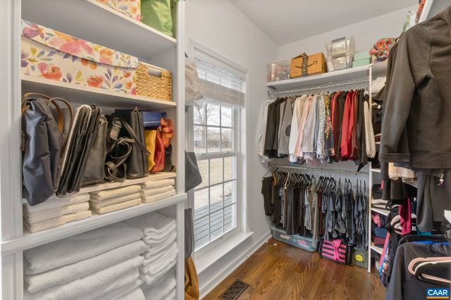 1243 WOODCOCK PL, Scottsville, VA 24590