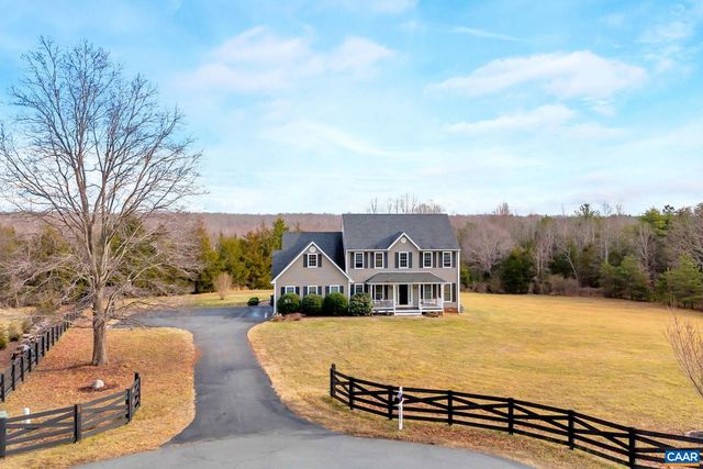 1243 WOODCOCK PL, Scottsville, VA 24590