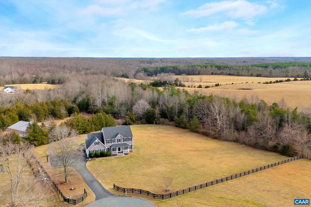 1243 WOODCOCK PL, Scottsville, VA 24590