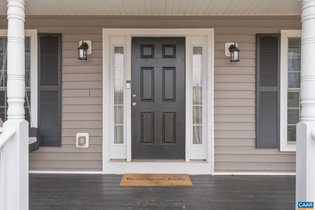 1243 WOODCOCK PL, Scottsville, VA 24590