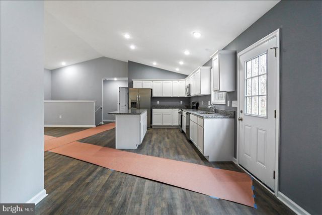 1117 WESTERN LN, Front Royal, VA 22630