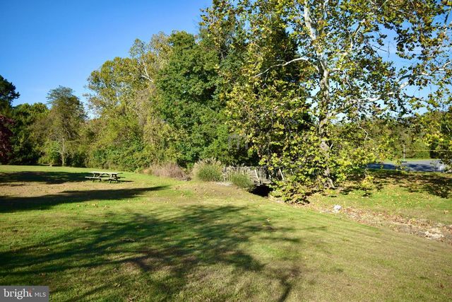 1117 WESTERN LN, Front Royal, VA 22630