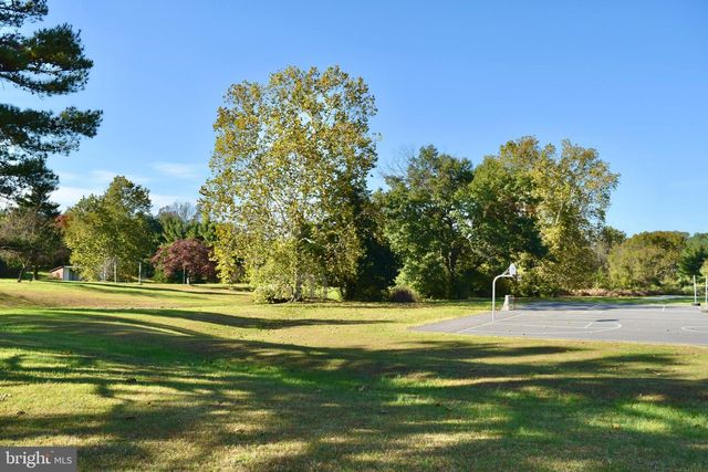 1117 WESTERN LN, Front Royal, VA 22630