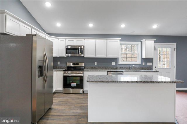 1117 WESTERN LN, Front Royal, VA 22630