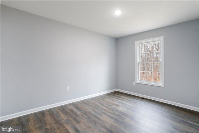 1117 WESTERN LN, Front Royal, VA 22630