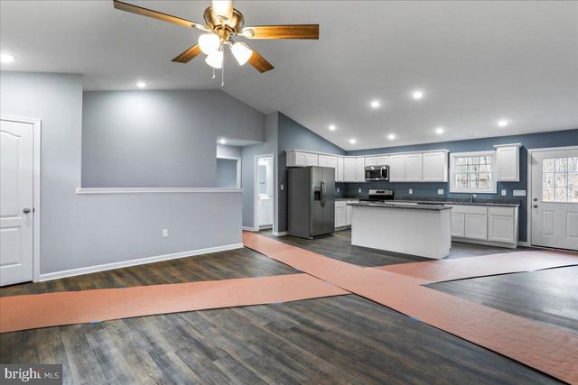 1117 WESTERN LN, Front Royal, VA 22630