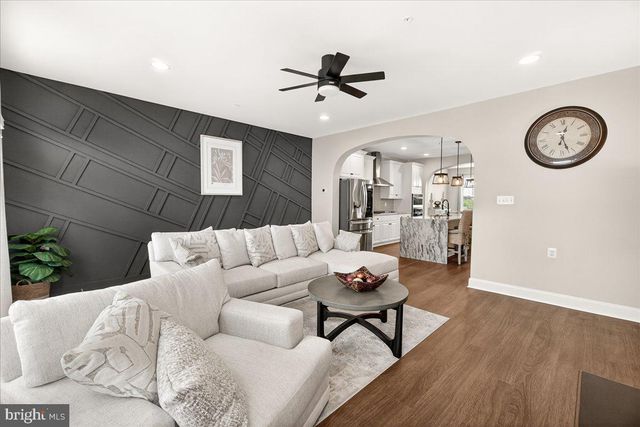 1094 HOLDEN RD, Frederick, MD 21701