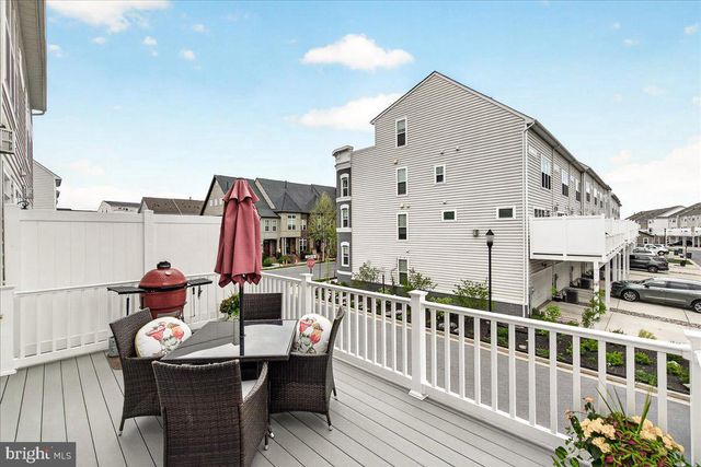 1094 HOLDEN RD, Frederick, MD 21701