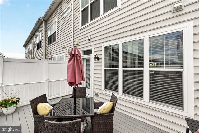 1094 HOLDEN RD, Frederick, MD 21701