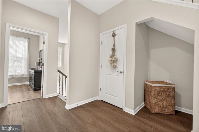1094 HOLDEN RD, Frederick, MD 21701