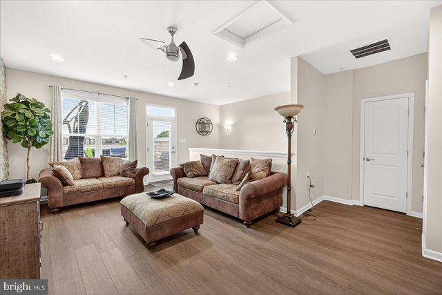 1094 HOLDEN RD, Frederick, MD 21701